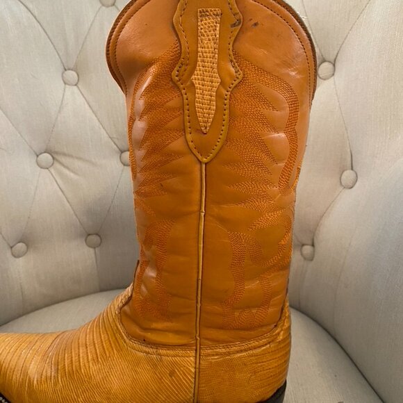 Cowboy Boots, Golden Yellow, Women's size 8.5 (US) - Picture 7 of 12